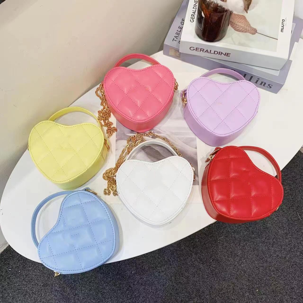 Luxury Girls love hearts handbags 2023 children metal letter chain messenger Bag Kids one shoulder princess bags wallet A9830, Pink
Luxury Girls love hearts handbags 2023 children metal letter chain messenger Bag Kids one shoulder princess bags wallet A9830, Pink
