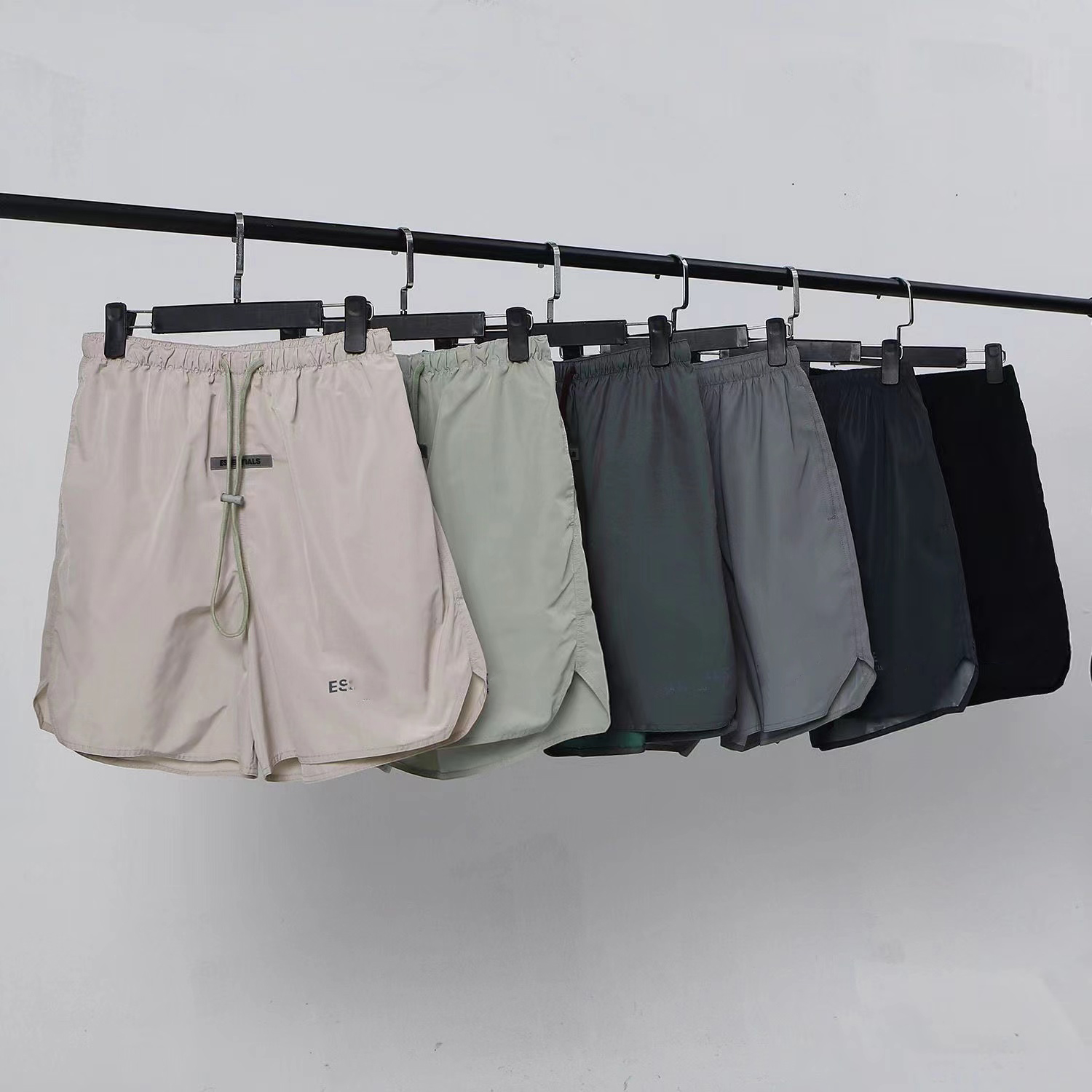 Men' shorts 2022 Summer Running men' sports Jogging fitness Fast drying men' gym sports shorts
Men' shorts 2022 Summer Running men' sports Jogging fitness Fast drying men' gym sports shorts