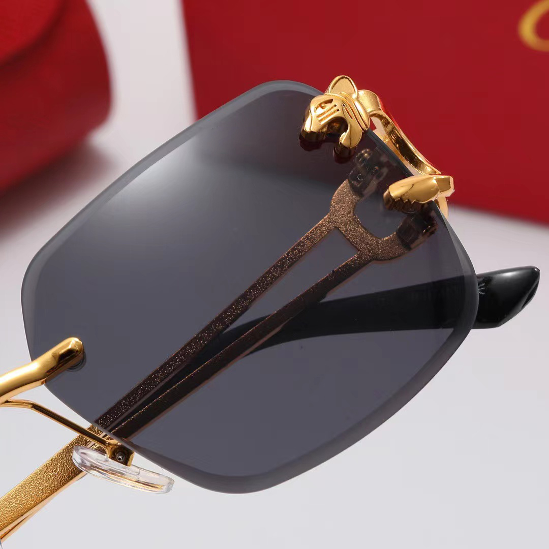 glasses square sunglasses luxury fashion square sunglasses High end metal Party beach driving out sunglasses
glasses square sunglasses luxury fashion square sunglasses High end metal Party beach driving out sunglasses