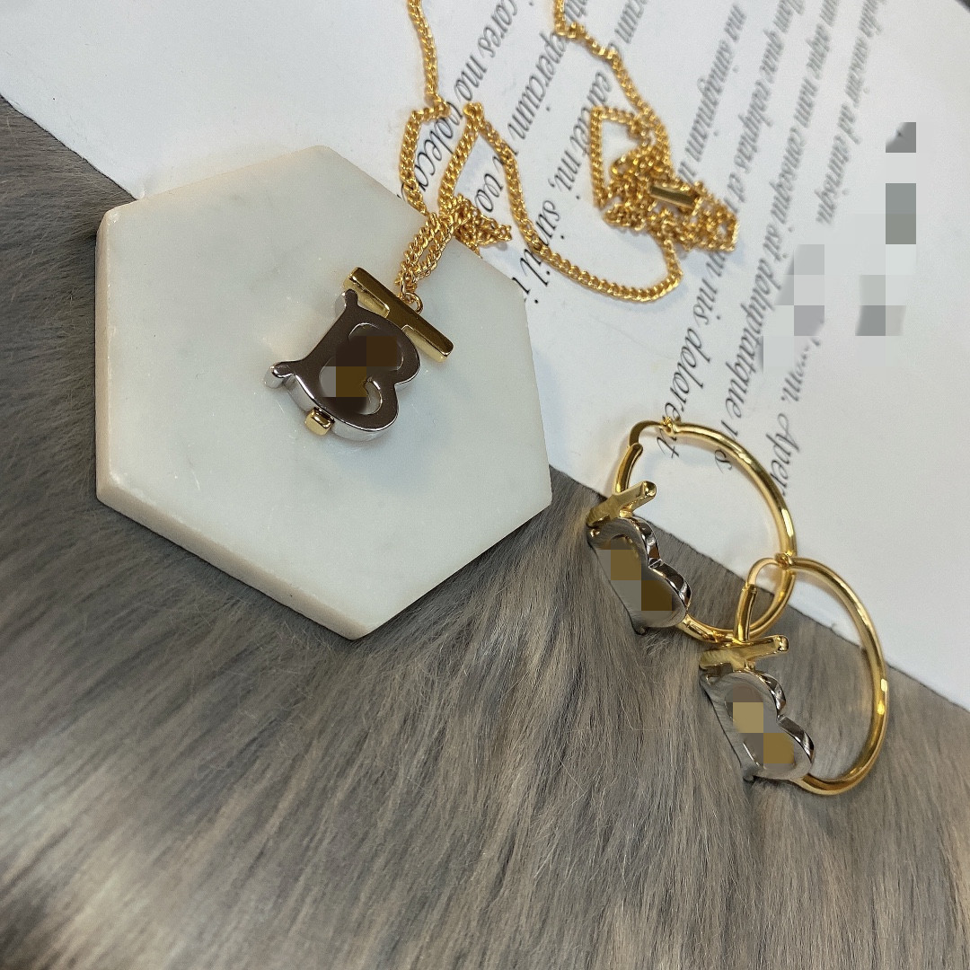 2023 Luxury Necklace Designer Jewelry Necklace Brand Circle Letter for Womens Fashion Brands Jewellery Pendants Necklaces Valentine's DayB letter earrings 33
2023 Luxury Necklace Designer Jewelry Necklace Brand Circle Letter for Womens Fashion Brands Jewellery Pendants Necklaces Valentine's DayB letter earrings 33