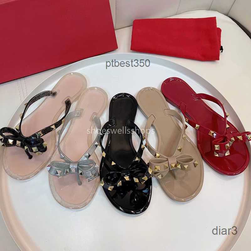 Designer Women Sandals High Quality Womens es Slides ity Crystal Calf leather Casual shoes quilted Platform Summer Beach valentinoes valentinoitys, Color # 3
Designer Women Sandals High Quality Womens es Slides ity Crystal Calf leather Casual shoes quilted Platform Summer Beach valentinoes valentinoitys, Color # 3