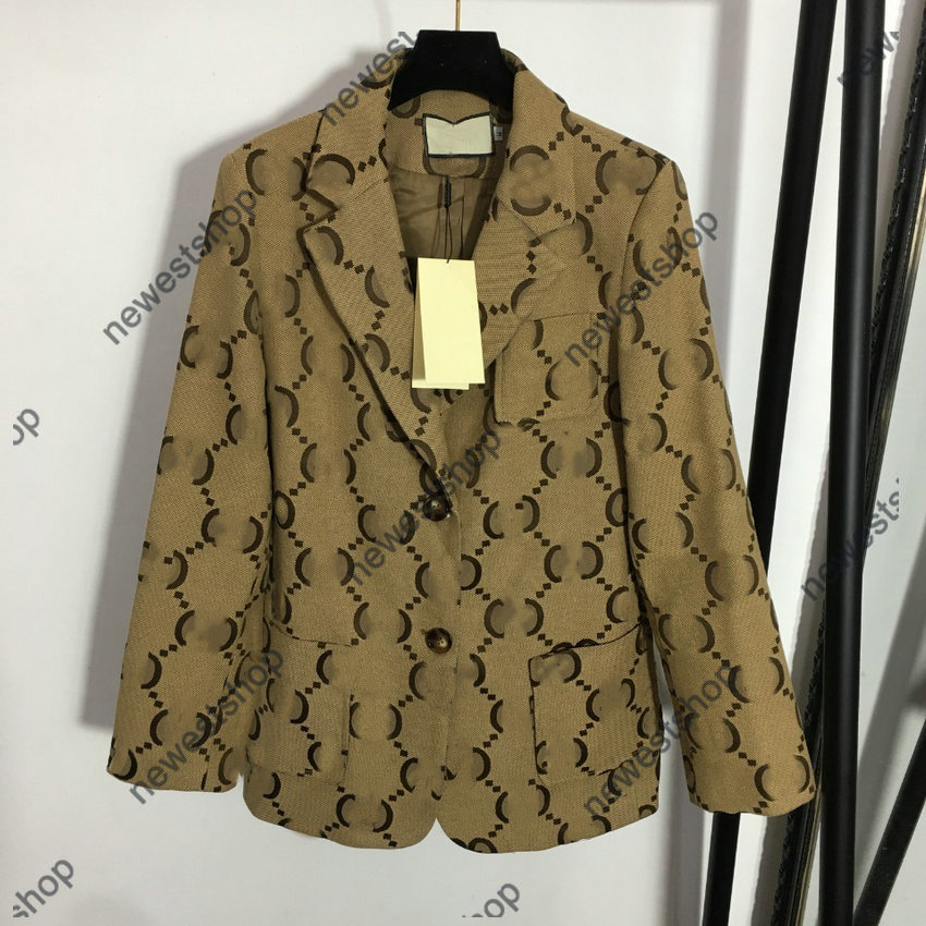 2022 europe Womens Suits Blazers designer luxury Blazer outwear coat slim fit casual geometry patchwork print outwear coats women dress jackets, Khaki
2022 europe Womens Suits Blazers designer luxury Blazer outwear coat slim fit casual geometry patchwork print outwear coats women dress jackets, Khaki