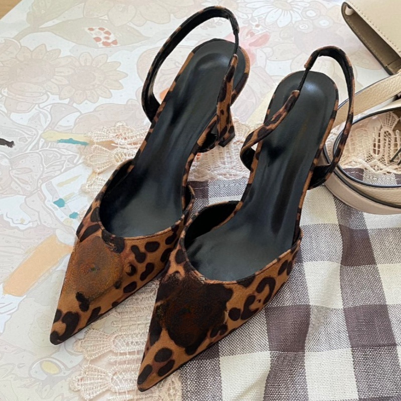 New fashion sandals top designer shoes genuine leather letter high heels outdoor anti slip letter shoes sexy pointed banquet shoes women's w