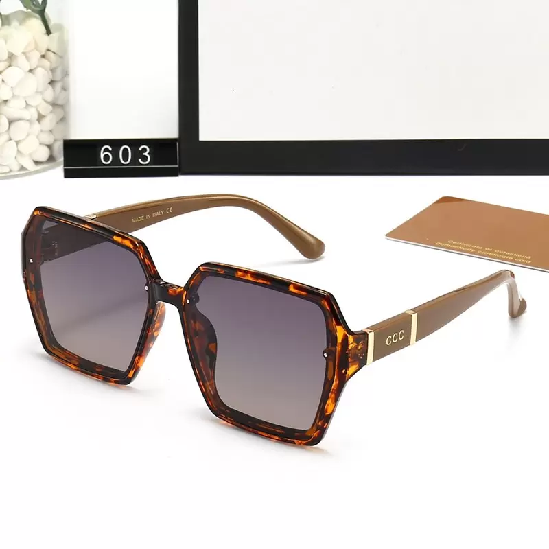 Mens sunglasses designer sunglasses luxury eyeglass fashion frame letter sun glasses for women senior shades fashion oversized polarized glass
Mens sunglasses designer sunglasses luxury eyeglass fashion frame letter sun glasses for women senior shades fashion oversized polarized glass