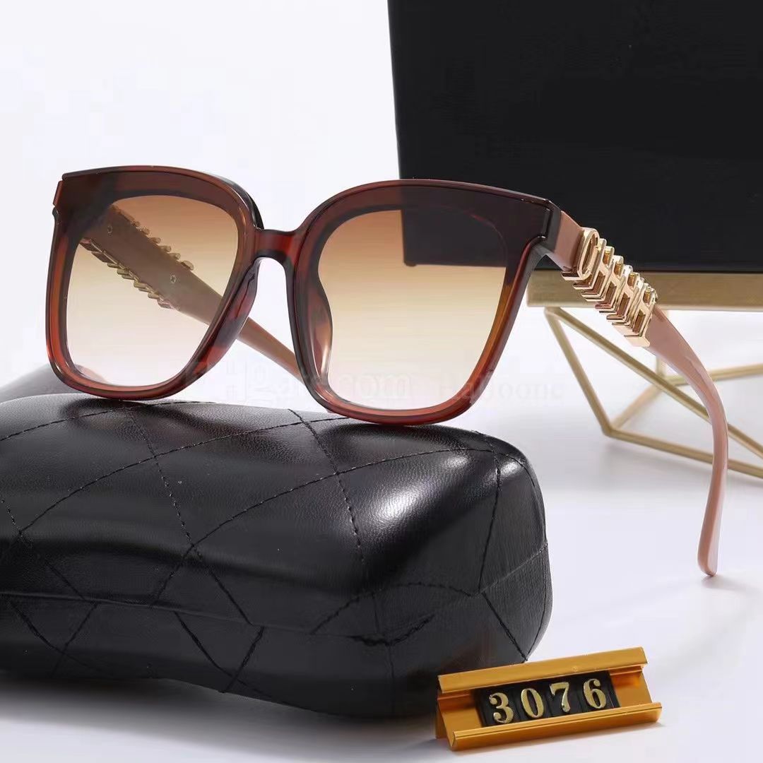 New Women Cats Eye Sunglasses Fashion Brand Design Box Case Frame Eyewear For Womens Mens Summer Beach Goggle senior Eyewear eyeglasses sunglasses
New Women Cats Eye Sunglasses Fashion Brand Design Box Case Frame Eyewear For Womens Mens Summer Beach Goggle senior Eyewear eyeglasses sunglasses