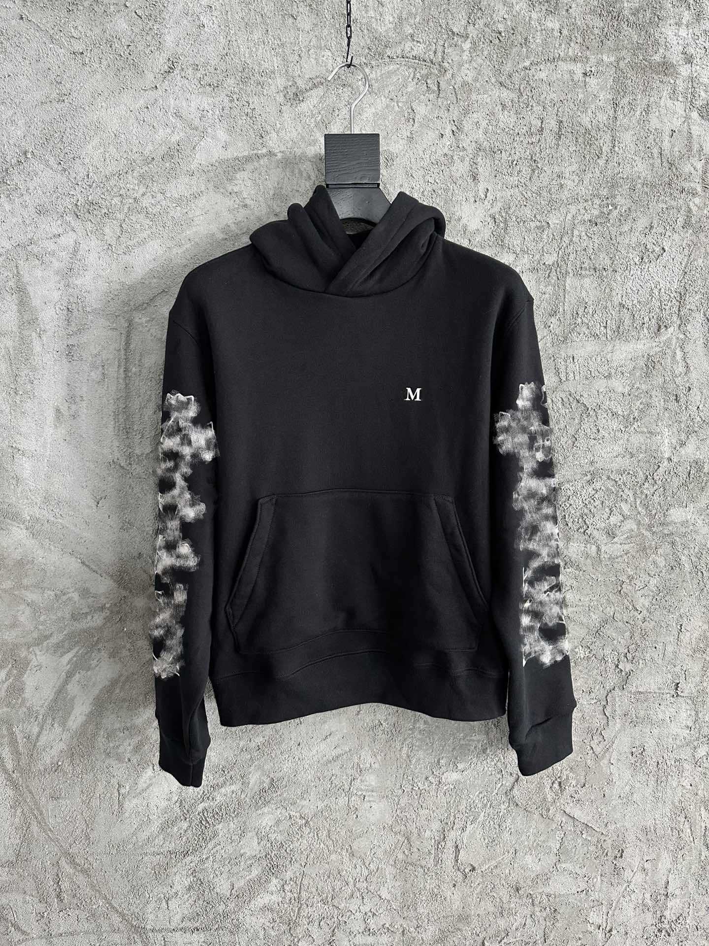 23SS Designer Men' Hoodie Spring and Autumn Sweatshirt Fashion Bone Print Hoodie Long Sleeve Sweatshirt Couple Sweater Jacket, Black
23SS Designer Men' Hoodie Spring and Autumn Sweatshirt Fashion Bone Print Hoodie Long Sleeve Sweatshirt Couple Sweater Jacket, Black