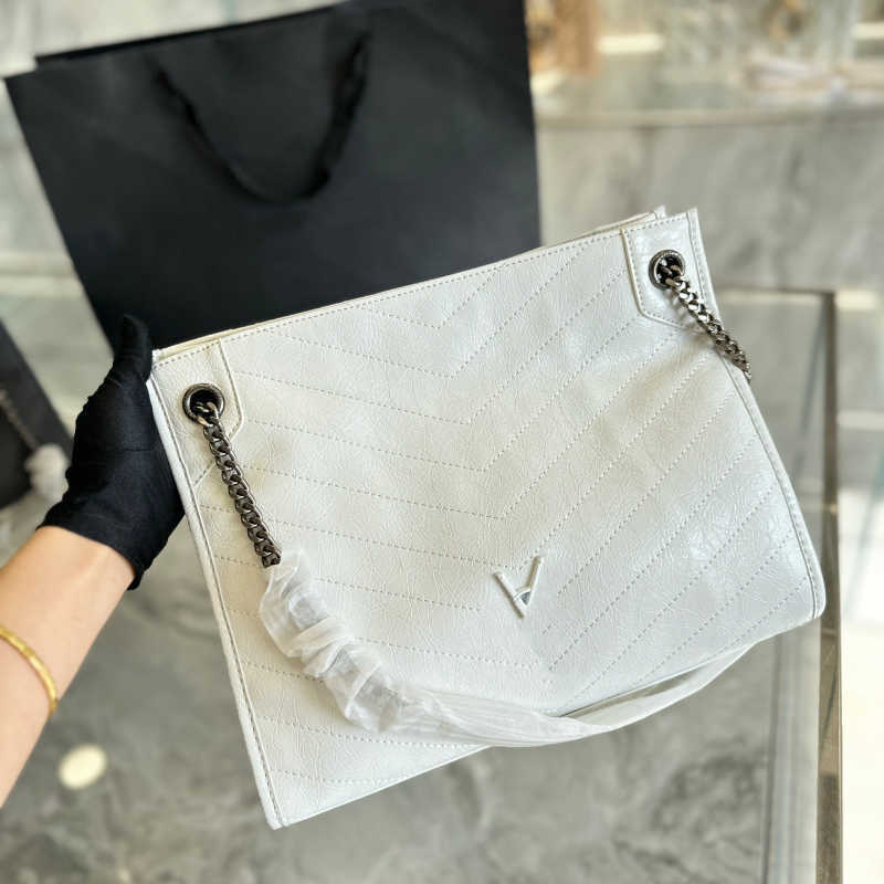 Luxury Designer Bags Handbags Shoulder Crossbody Bag Tote Woman's 2023 New Fashion Texture Leather Multifunctional Messenger bags Totebags Factory Direct Sale, #1 size 35cm
Luxury Designer Bags Handbags Shoulder Crossbody Bag Tote Woman's 2023 New Fashion Texture Leather Multifunctional Messenger bags Totebags Factory Direct Sale, #1 size 35cm