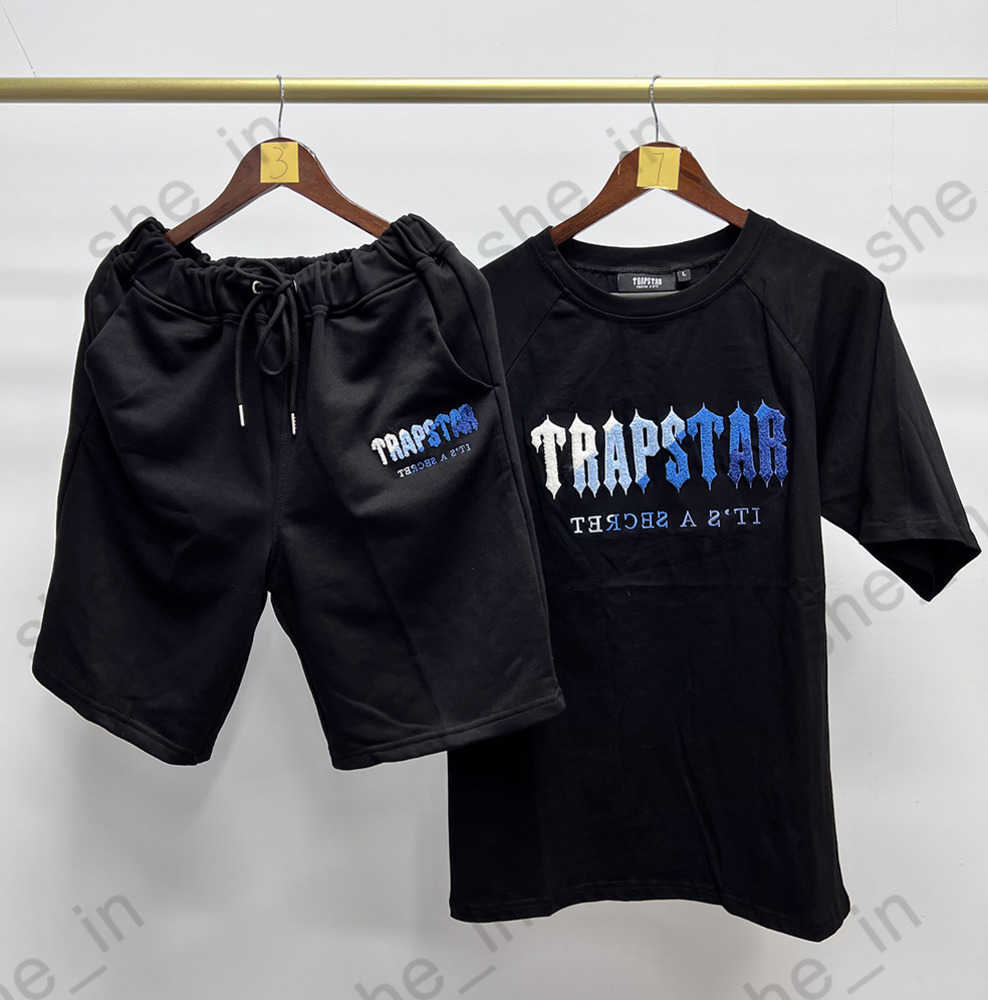 T Shirts Mens Fashion Short Tracksuits Casual Shorts T Shirts Tracksuit Trapstar Womens Towel Embroidery Sweatsuits Men's Stylish Sets Hip Hop Street Style top new
T Shirts Mens Fashion Short Tracksuits Casual Shorts T Shirts Tracksuit Trapstar Womens Towel Embroidery Sweatsuits Men's Stylish Sets Hip Hop Street Style top new