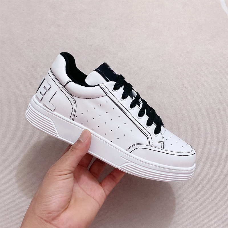 High-end quality casual Panda small white shoes leather lace-up luxury flats Fashion comfortable letter design sneakers for men and women 2023 new hot
High-end quality casual Panda small white shoes leather lace-up luxury flats Fashion comfortable letter design sneakers for men and women 2023 new hot