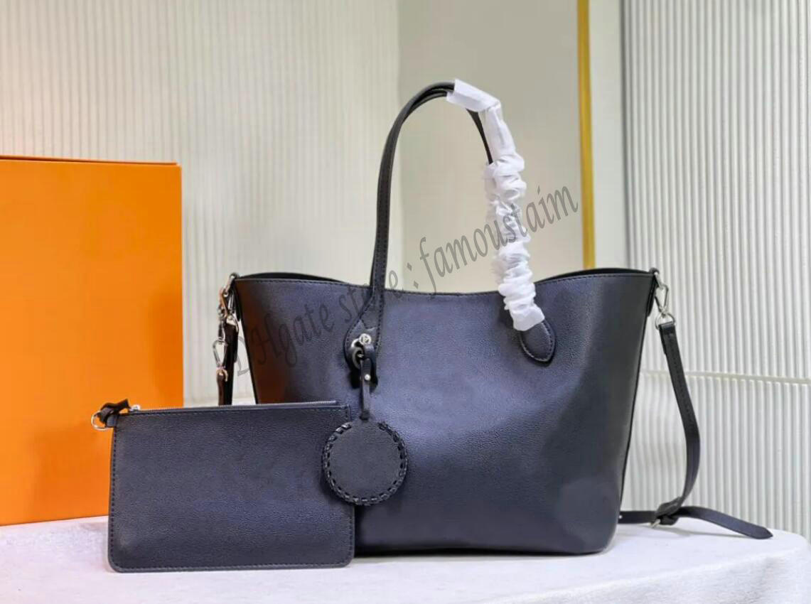 M21580 21581 Blossom Shopping bags top quality Ornamental engraving perforation handbag luxury soft cowhide designer GM mm shoulder bags Blosso, 01
M21580 21581 Blossom Shopping bags top quality Ornamental engraving perforation handbag luxury soft cowhide designer GM mm shoulder bags Blosso, 01