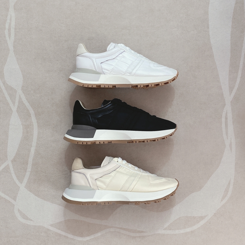High-end comfortable men's and women's sports shoes to increase the trend everything match German training shoes classic lace-up luxury casual shoes 2023 new hot
High-end comfortable men's and women's sports shoes to increase the trend everything match German training shoes classic lace-up luxury casual shoes 2023 new hot