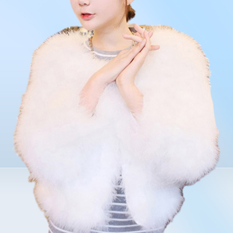Luxury Warm Ladies Coat Ostrich Hair Fur Coat Women Short Turkey Feather Jacket Winter Long Sleeve Overcoat WhiteBlackBlue