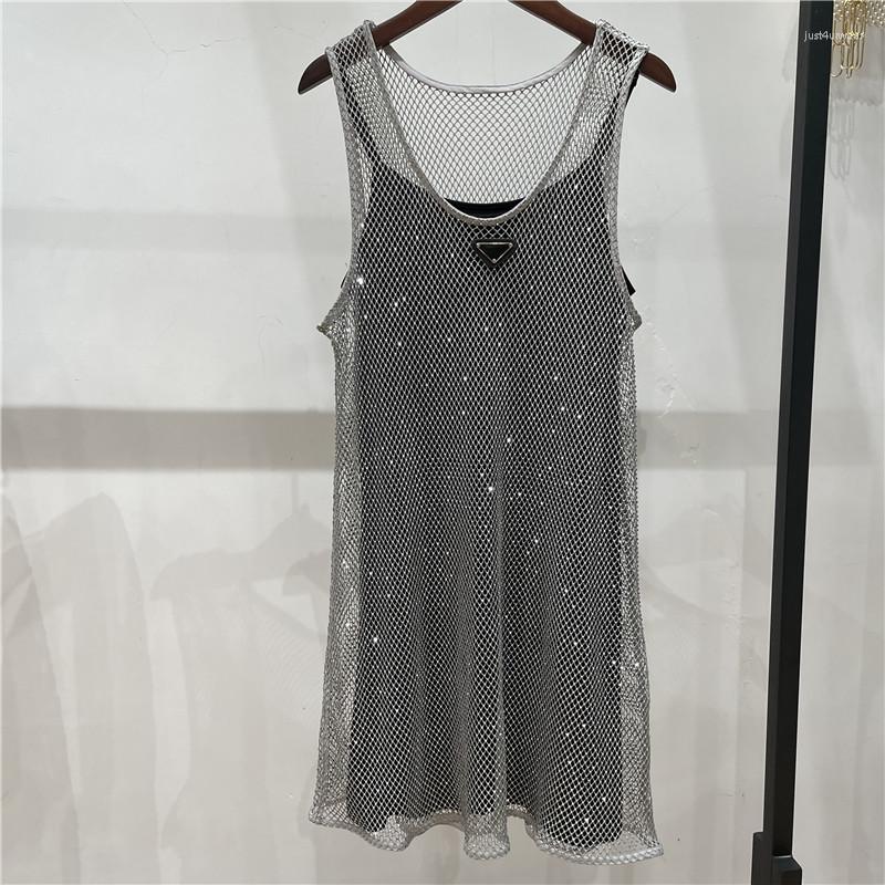 Handmde Perspective Round Neck Sleeveless Dresses Sparkling Crystal Fabric Hollow Loose Ladies Beach Rhinestone Dress 2 Pcs, 2 pcs set
Handmde Perspective Round Neck Sleeveless Dresses Sparkling Crystal Fabric Hollow Loose Ladies Beach Rhinestone Dress 2 Pcs, 2 pcs set