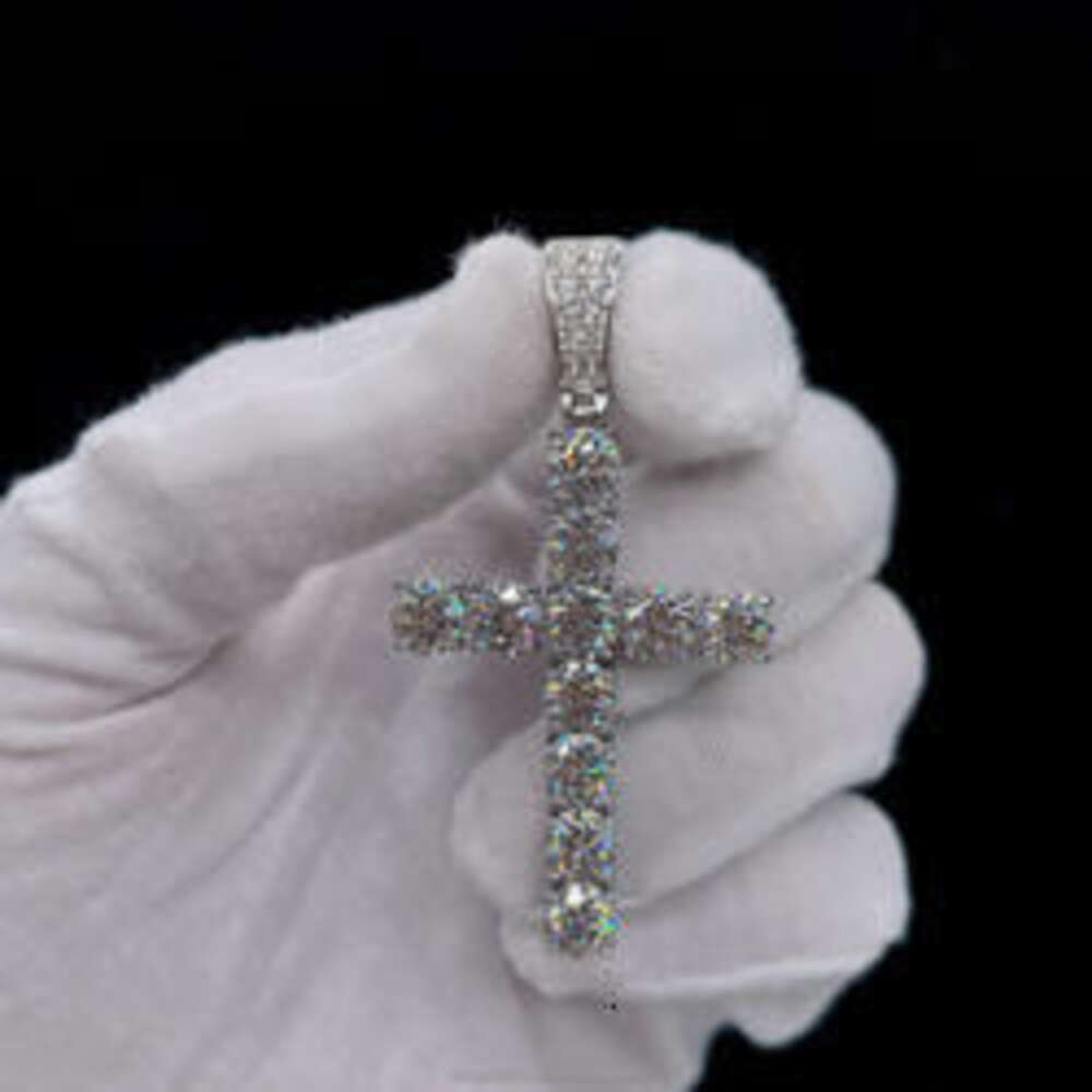necklace moissanite chain Wholesale VVS Moissanite Diamond Pendant Sterling Sier Jesus Cross for Necklace Men Women Fine Jewelry Charm