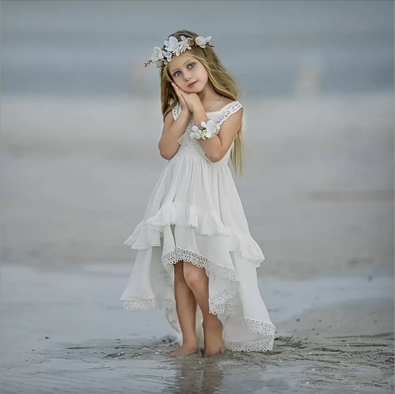 Bohemian High Low Flower Girl Dresses For Beach Wedding Pageant Gowns A Line Boho Lace Appliqued Kids First Holy Communion Dress