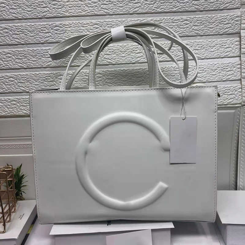 Designer Handbag T Shoulder Bags E Luxurious Leather Travel Casual square Handbag Casual Large Women Tote Handbag Casual Luxury Leather Crossbody Fashion Bag Y0403, Black
Designer Handbag T Shoulder Bags E Luxurious Leather Travel Casual square Handbag Casual Large Women Tote Handbag Casual Luxury Leather Crossbody Fashion Bag Y0403, Black