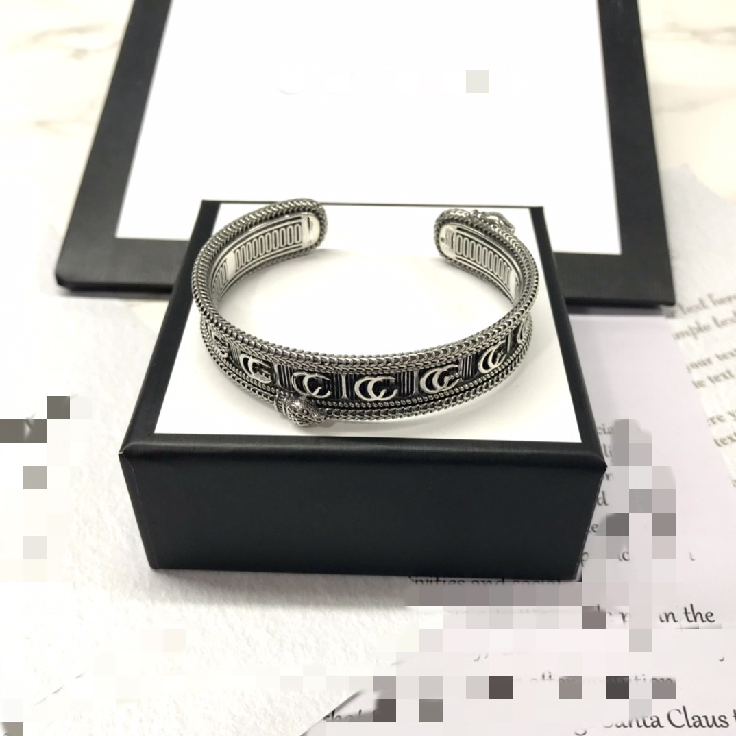 Designer Bracelet Cuff Bangle Men Women Gift Stainless Steel Classic Letter Bangles Jewelry Women High Quality Fine products Bracelets A12