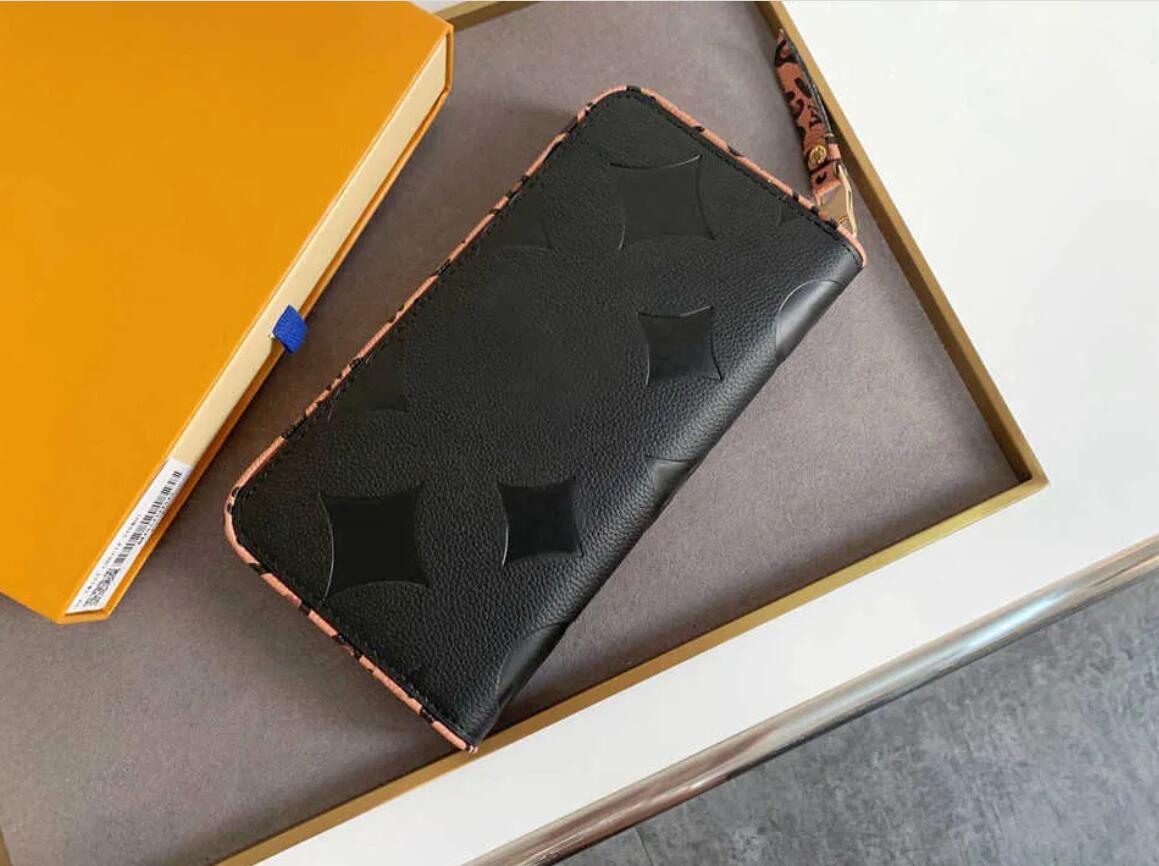 Fashion Designers Zippy Lockme WALLET Mens Womens leather Zipper Wallets High Quality Flowers Long Coin Purse Handbags Card Holder Clutch M80680, Black m80680
Fashion Designers Zippy Lockme WALLET Mens Womens leather Zipper Wallets High Quality Flowers Long Coin Purse Handbags Card Holder Clutch M80680, Black m80680