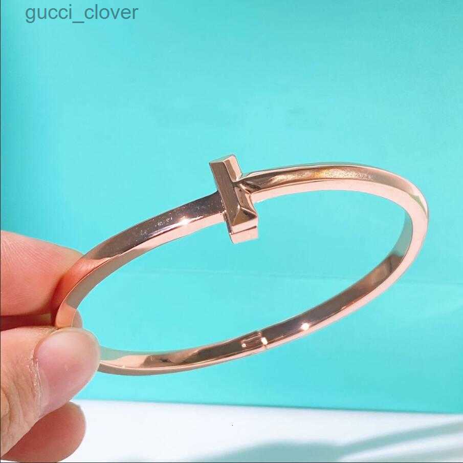 Factory designer bangle Fashion Jewelry Lady Women Bangle Titanium Steel T letter double open Bracelet 3 Color FVNP
Factory designer bangle Fashion Jewelry Lady Women Bangle Titanium Steel T letter double open Bracelet 3 Color FVNP