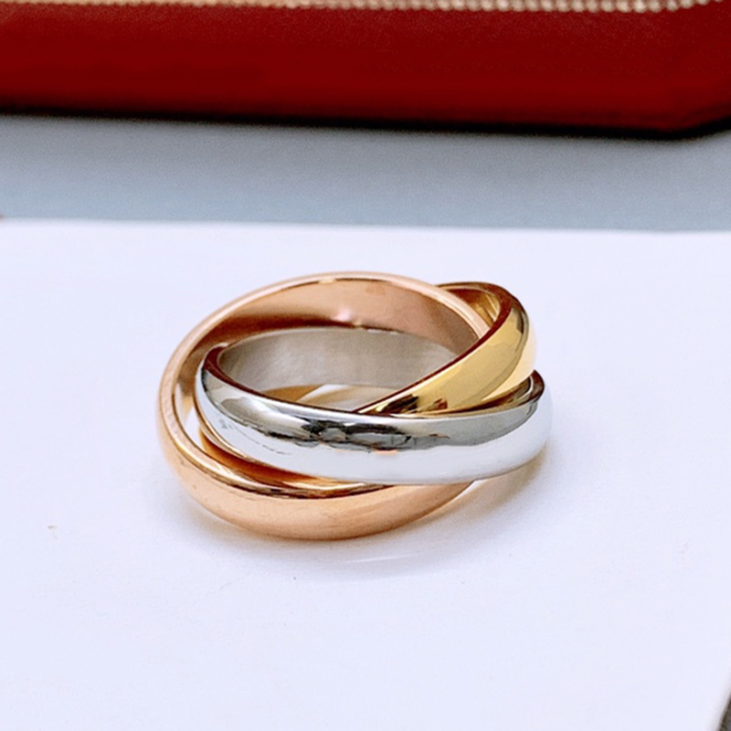 trinity ring charms for woman designer Size 678 for man Couple Tricyclic crossover Gold plated 18K T0P quality highest counter quality exquisite gift 010
trinity ring charms for woman designer Size 678 for man Couple Tricyclic crossover Gold plated 18K T0P quality highest counter quality exquisite gift 010