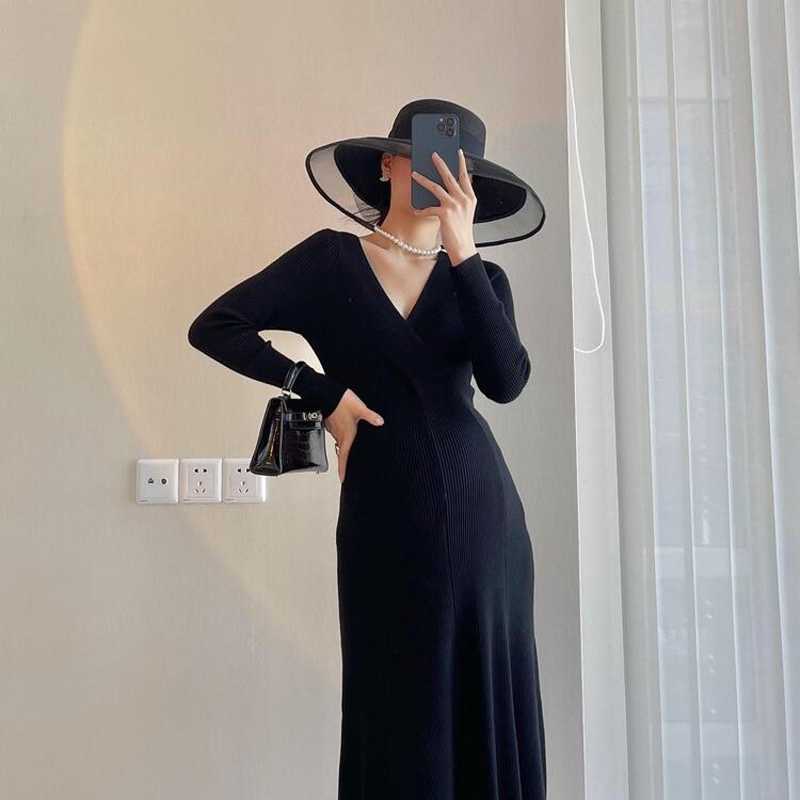 Maternity Dresses 204# Autumn Winter Dense Knitted Maternity Sweaters Dress Elegant V Neck A Line Slim Clothes for Pregnant Women Pregnancy Ins Z0403