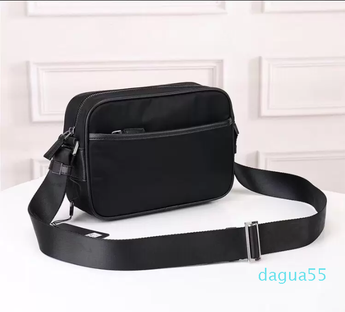 Designer-shoulder bags men satchel high Quality luxury messenger Cross Body bag for man original waterproof parachute fabric purse sacoche Christmas gift, Black
Designer-shoulder bags men satchel high Quality luxury messenger Cross Body bag for man original waterproof parachute fabric purse sacoche Christmas gift, Black