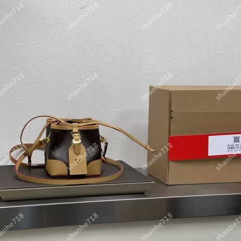 Vintage Cowhide LVs Noe Purse Mini Bucket Bag Neonoe Women Shoulder Crossbody Bags Louise Designer Handbags Viuton Totes Nano Ladies Clutch Wallets, Add box + dust bag
Vintage Cowhide LVs Noe Purse Mini Bucket Bag Neonoe Women Shoulder Crossbody Bags Louise Designer Handbags Viuton Totes Nano Ladies Clutch Wallets, Add box + dust bag