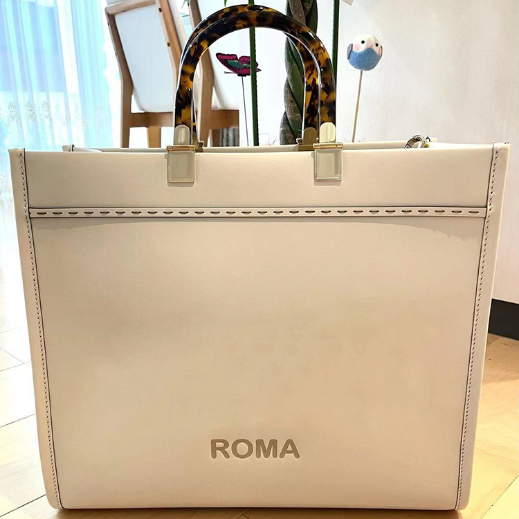 Shopping roma vacation clutch Bag large the totes bag lady Women's mens designer purses Crossbody fashion Genuine Leather glass Luxury handbag weekend Shoulder Bags, Pink
Shopping roma vacation clutch Bag large the totes bag lady Women's mens designer purses Crossbody fashion Genuine Leather glass Luxury handbag weekend Shoulder Bags, Pink