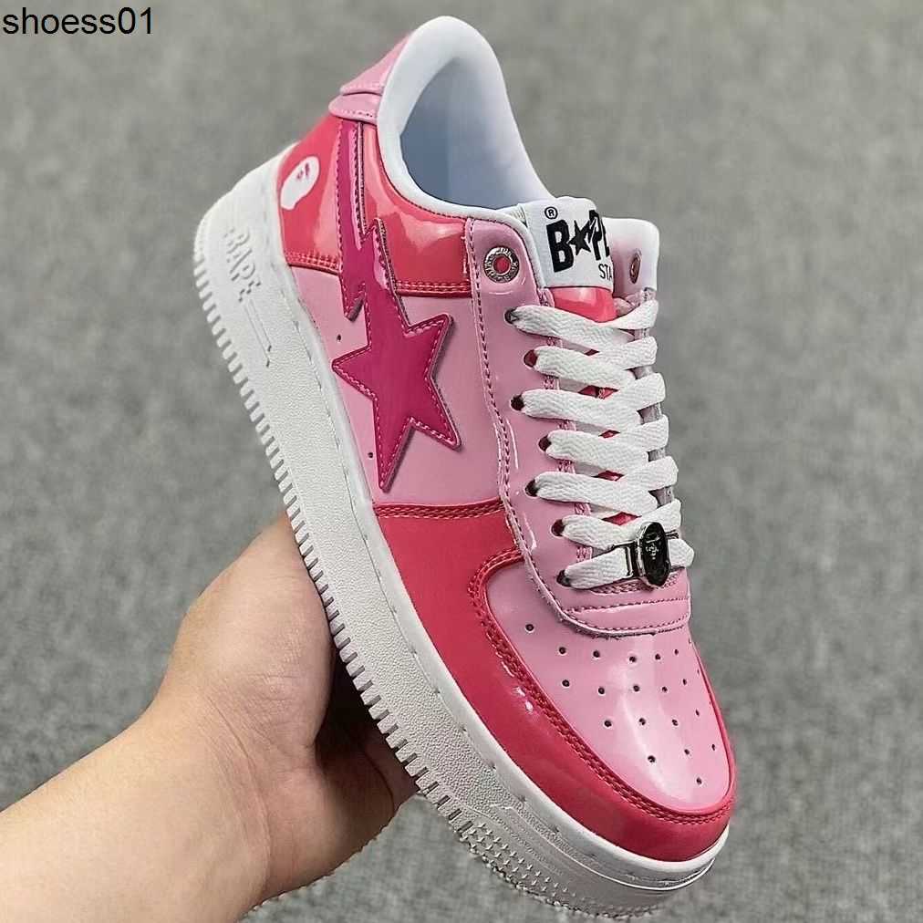 Bapesta Low Classic Fashion Lacquer Leather Low Top Fashion Cricket Shoes Pink Women's Style Star's Style
Bapesta Low Classic Fashion Lacquer Leather Low Top Fashion Cricket Shoes Pink Women's Style Star's Style