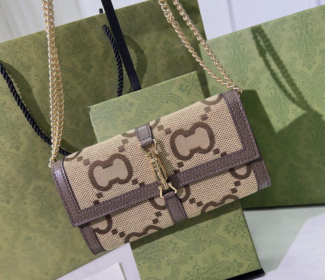 Designer womens shoulder bag luxury mini handbags Fashion G letter leather bags Marmont chain clutch ladies jackie1961 vintage sling purses #4915, 6880#g letter
Designer womens shoulder bag luxury mini handbags Fashion G letter leather bags Marmont chain clutch ladies jackie1961 vintage sling purses #4915, 6880#g letter