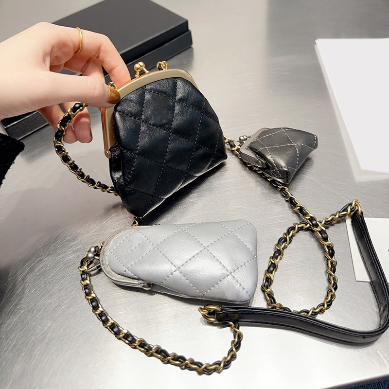 Womens 3in1 Cute Coin Clamp Vanity Bags With Gold Metal Hardware Matelasse Chain Crossbody Shoulder Handbags Lipstick Cosmetic Case Belt Waist Outdoor Purse, Box1
Womens 3in1 Cute Coin Clamp Vanity Bags With Gold Metal Hardware Matelasse Chain Crossbody Shoulder Handbags Lipstick Cosmetic Case Belt Waist Outdoor Purse, Box1