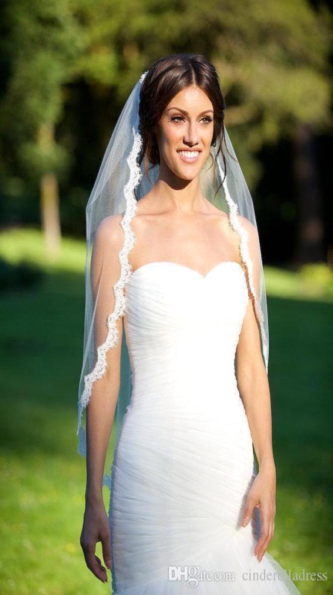 Short Wedding Veil With Lace Appliqued CPA26701234567