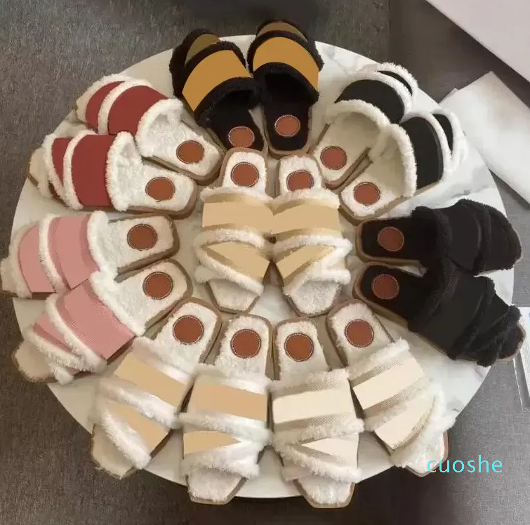 Woody Flat Mule Women Sandals Mule Flats Mule Canvas Wool Lining White Black Grey Green Fur Letter Plush Cute Fabric Canvas Slippers Fashion Summer Beach Shoes
Woody Flat Mule Women Sandals Mule Flats Mule Canvas Wool Lining White Black Grey Green Fur Letter Plush Cute Fabric Canvas Slippers Fashion Summer Beach Shoes