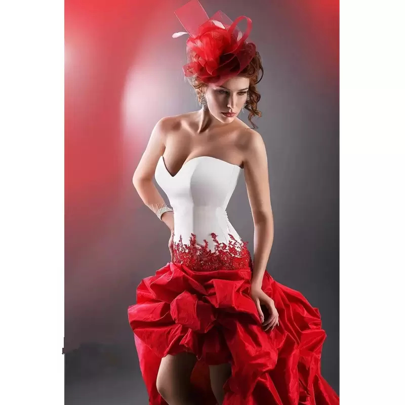 Vintage High Low Wedding Dress White And Red Ruched A-Line Bridal Gowns Lace Appliques Sweetheart Neckline Sleeveless Bride Reception Robe De Mriage