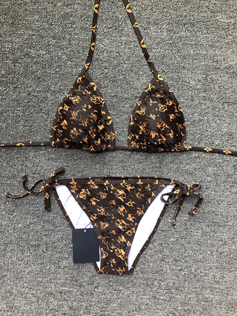 Designer Swimsuit Women Vintage Thong Micro Cover up Womens Bikini Sets Swimwear Printed Bathing Suits Summer Beach Wear Swimming Suit
Designer Swimsuit Women Vintage Thong Micro Cover up Womens Bikini Sets Swimwear Printed Bathing Suits Summer Beach Wear Swimming Suit