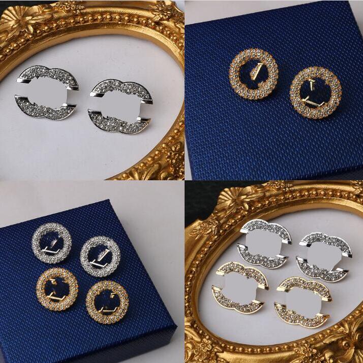 23ss 4Style Luxury Brand Designers Letters Stud Simple 18K Gold Plated 925 Silver Geometric Women Circle Crystal Rhinestone Earring Jewerlry
23ss 4Style Luxury Brand Designers Letters Stud Simple 18K Gold Plated 925 Silver Geometric Women Circle Crystal Rhinestone Earring Jewerlry