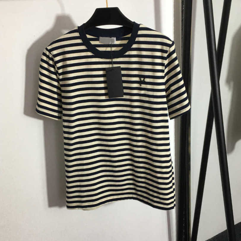 23ss Womens T-Shirt tee tops designer clothes women Round neck Pure cotton Sequin monogram striped short-sleeved T-shirtHigh quality women clothes a1 
23ss Womens T-Shirt tee tops designer clothes women Round neck Pure cotton Sequin monogram striped short-sleeved T-shirtHigh quality women clothes a1