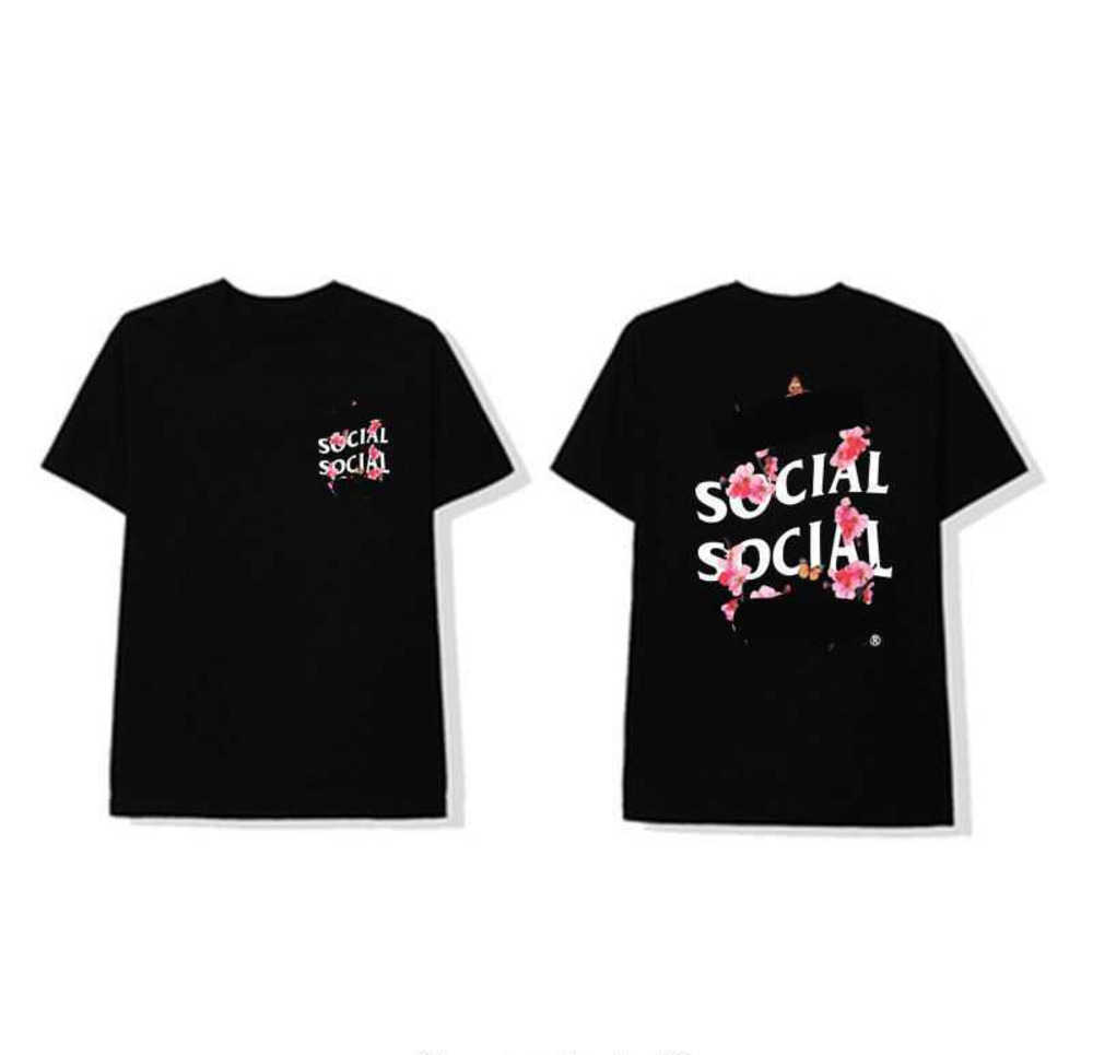Summer ASSC Men' T Shirt Anti Social Club Trend Flower Butterfly Loose Print Short-sleeved Men And Women Couples T-shirt Motion current 24ess
Summer ASSC Men' T Shirt Anti Social Club Trend Flower Butterfly Loose Print Short-sleeved Men And Women Couples T-shirt Motion current 24ess