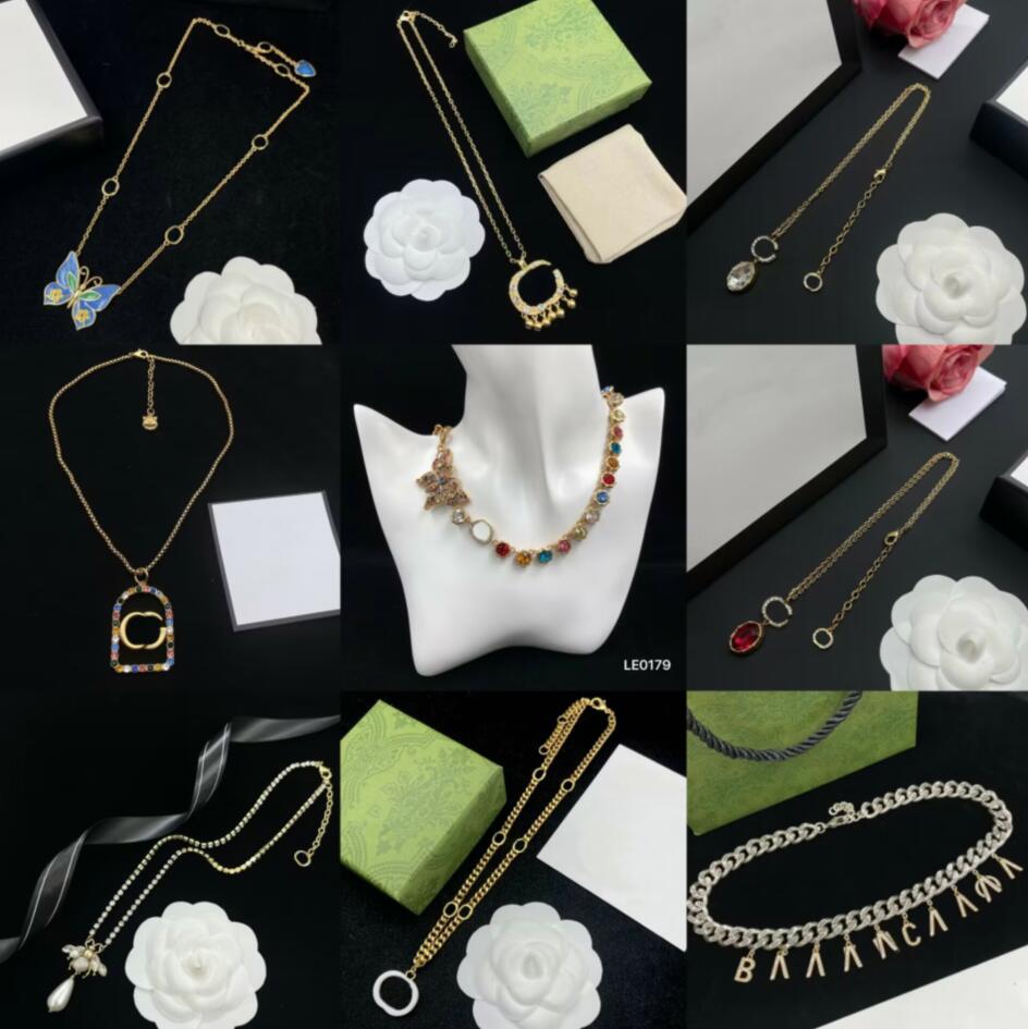Double Letter Pendant Necklaces Designer Jewelry Crystal Butterfly Necklace Womens Coloured Diamond Clavicle Chain Necklace Cuba Hip-Hop Unisex Necklace Jewelry
Double Letter Pendant Necklaces Designer Jewelry Crystal Butterfly Necklace Womens Coloured Diamond Clavicle Chain Necklace Cuba Hip-Hop Unisex Necklace Jewelry