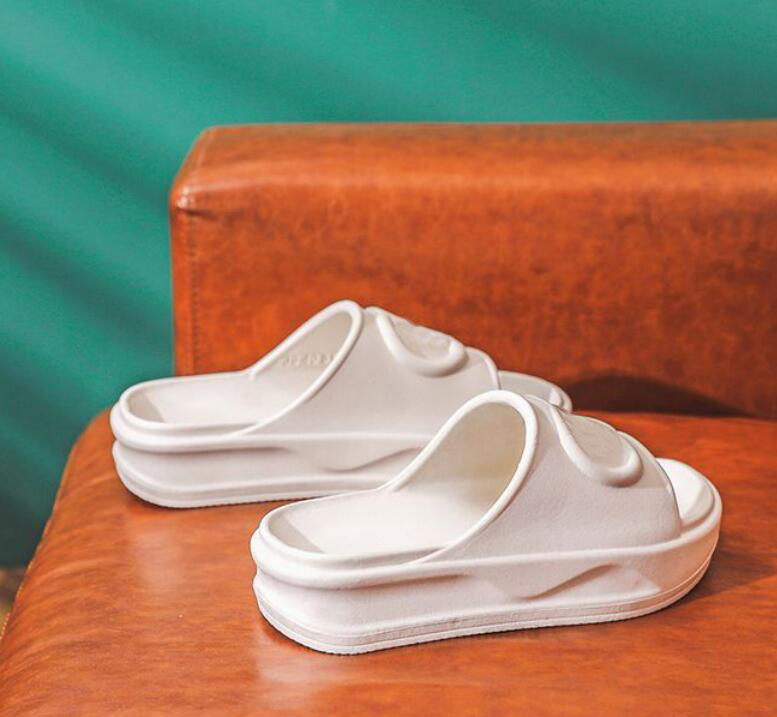 Slippers Summer Men Women Indoor Eva Cool Super soft comfortable Thick Bottom Rubber Sandals Luxury Slides Designer Light Beach Shoes Home Slippers, 06
Slippers Summer Men Women Indoor Eva Cool Super soft comfortable Thick Bottom Rubber Sandals Luxury Slides Designer Light Beach Shoes Home Slippers, 06