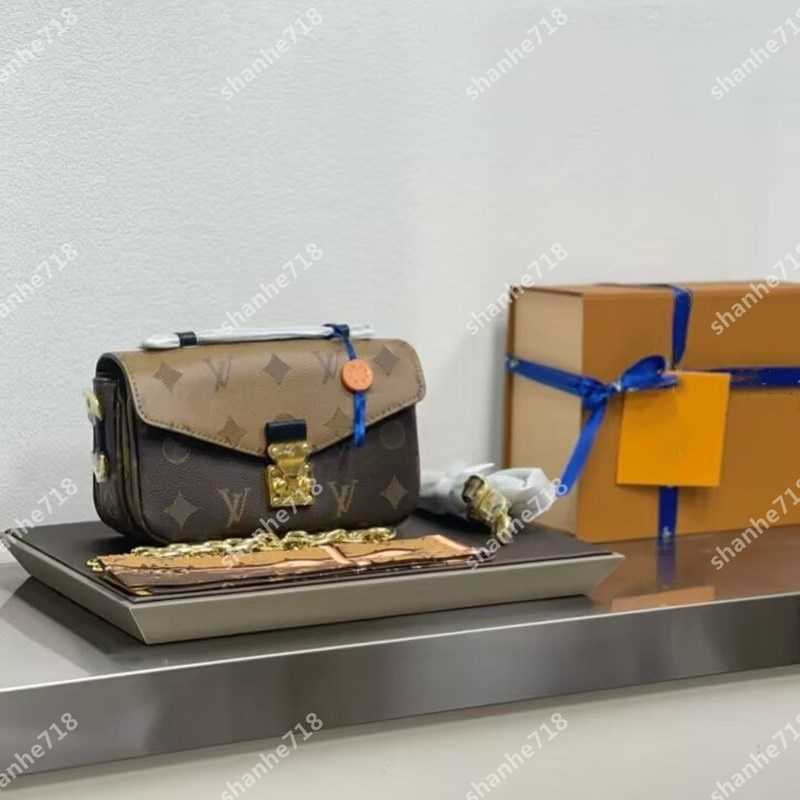 COW Leather 20cm Metis Messenger Bag Women Shoulder Crossbody Bag Louise Mini Tote Viuton Vintage Ladies Purses Designer Handbags Pochette Clutch Wallets, Add box + dust bag
COW Leather 20cm Metis Messenger Bag Women Shoulder Crossbody Bag Louise Mini Tote Viuton Vintage Ladies Purses Designer Handbags Pochette Clutch Wallets, Add box + dust bag