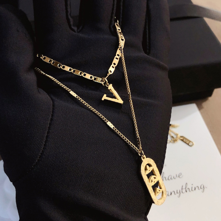 Women Luxury Designer Necklace Choker Chain 18K Gold Plated Stainless Steel Letter Love Pendants Necklaces Statement Jewelry Accessories X301
Women Luxury Designer Necklace Choker Chain 18K Gold Plated Stainless Steel Letter Love Pendants Necklaces Statement Jewelry Accessories X301