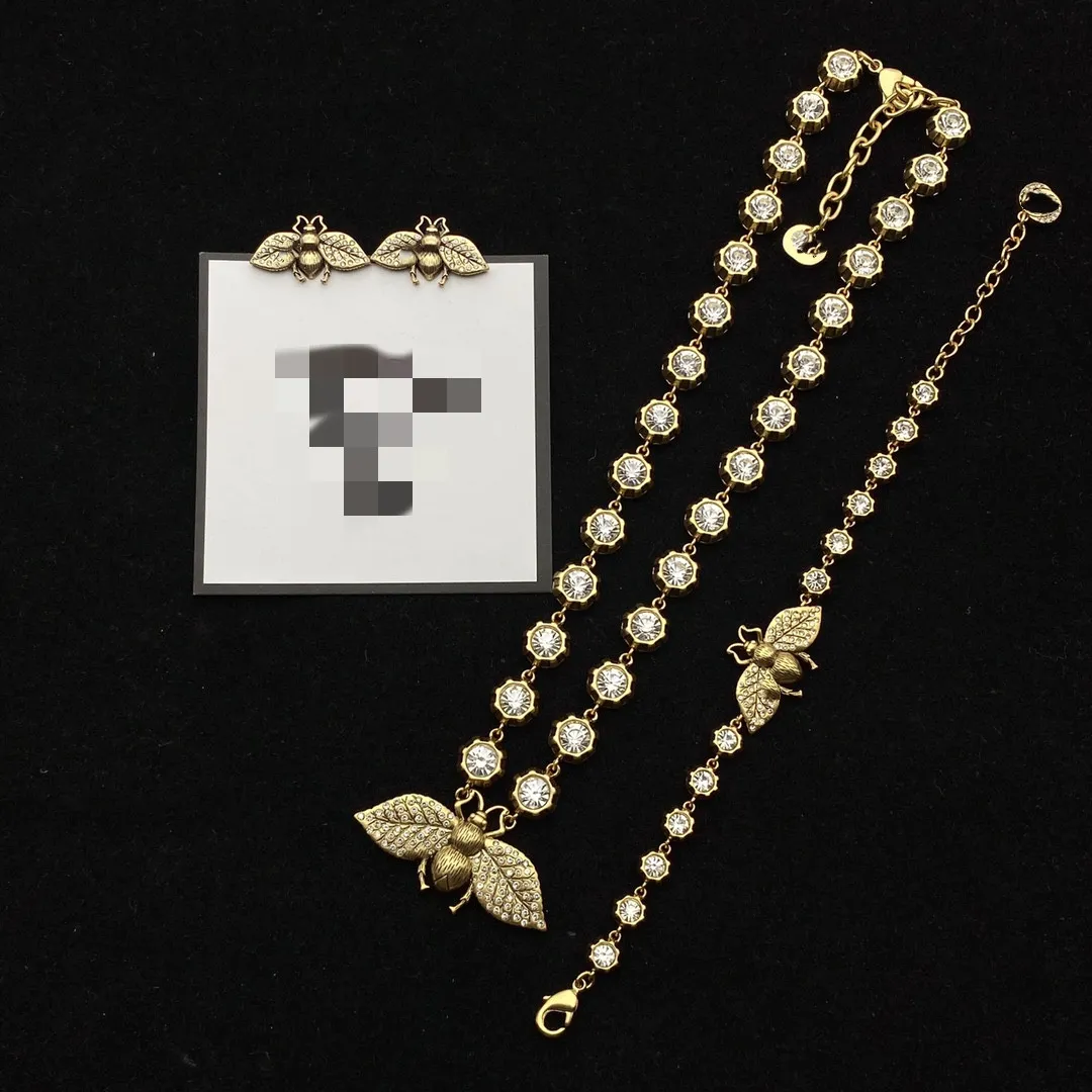 2023 Designer Style Necklace New Luxury Chain Fashion Designer Jewelry 18k Gold Plated - Stainless Steel Couple Wedding Bracelet Gift Accessories Wholesale g6
2023 Designer Style Necklace New Luxury Chain Fashion Designer Jewelry 18k Gold Plated - Stainless Steel Couple Wedding Bracelet Gift Accessories Wholesale g6