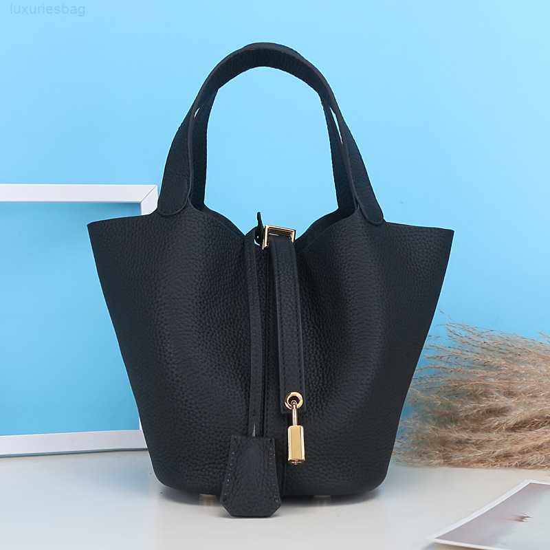 Designer Luxury Vegetable Bag Women's Fashion Gold Hardware Basket Portable Bucket Soft Leather Casual HandbagH79AXPFJ Picotin, White7
Designer Luxury Vegetable Bag Women's Fashion Gold Hardware Basket Portable Bucket Soft Leather Casual HandbagH79AXPFJ Picotin, White7