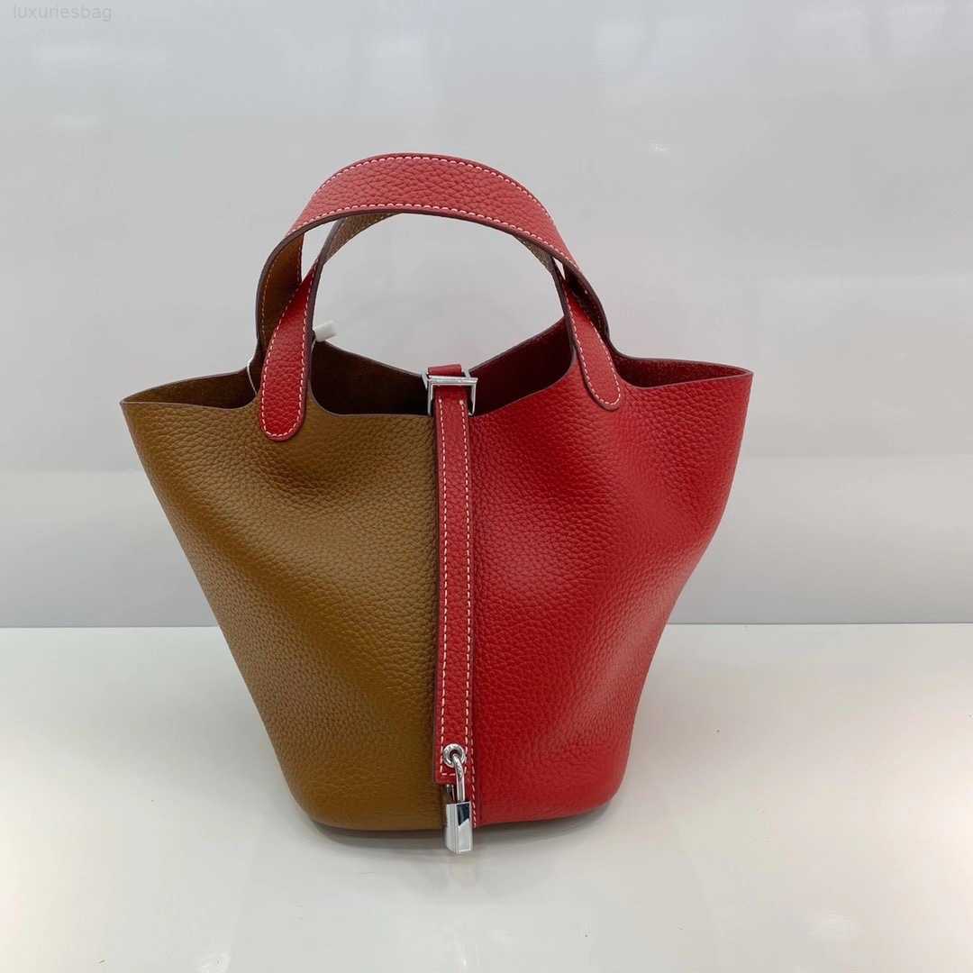 Designer Luxury Bag Top Layer Lychee Grain Cow Leather Color Matching Vegetable Basket Women's Fashion Hand Bucket Bag5SAQZ3VK Picotin, Braised caramel small
Designer Luxury Bag Top Layer Lychee Grain Cow Leather Color Matching Vegetable Basket Women's Fashion Hand Bucket Bag5SAQZ3VK Picotin, Braised caramel small