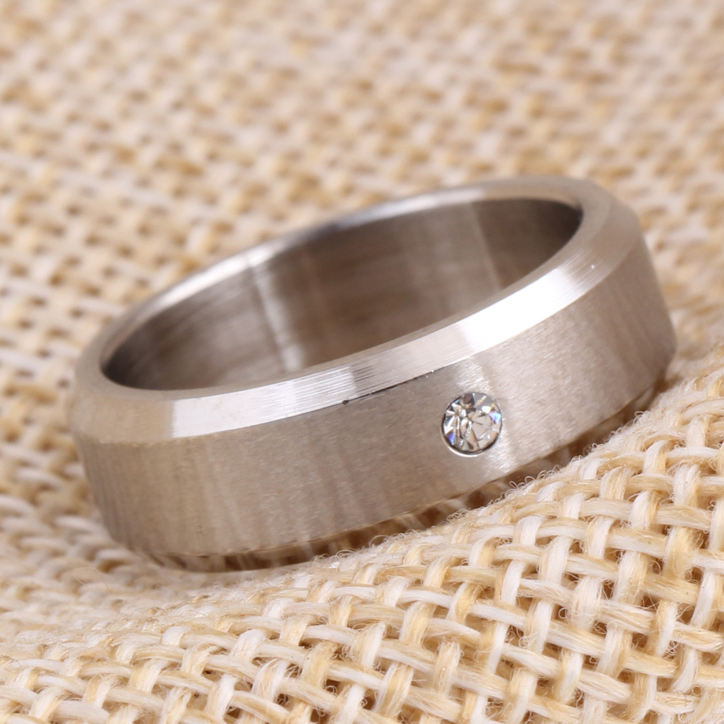 New Titanium Stainless Steel Round Band Ring Cross Cuban Chain Bling Crystal Gold Finger Rings for Men and Women Hip Hop Punk Rock Birthday Gift Whole