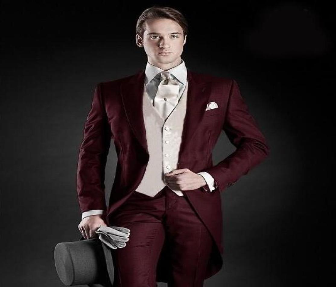 Tailcoat Morning Style Groom Tuxedos Peak Lapel Mens Suit Burgundy Groomsman Man Wedding Dinner Suits JacketPantsVest