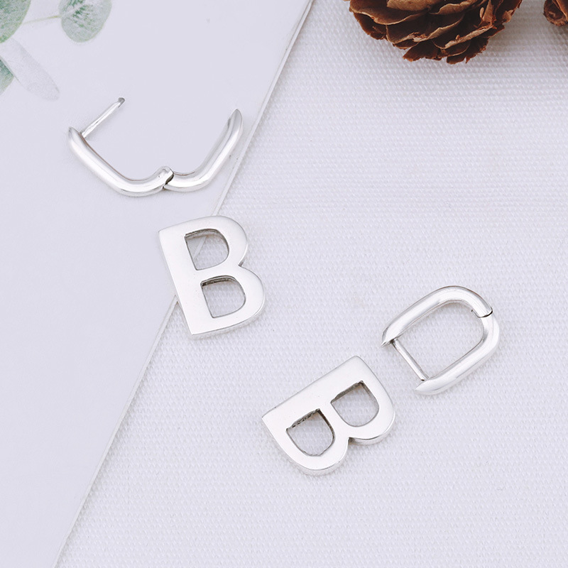 E52 S925 Pure Silver Ear Studs Personalized Fashion B Letter Punk Street Dance Style Earrings Jewelry Earrings as a Gift for Lovers