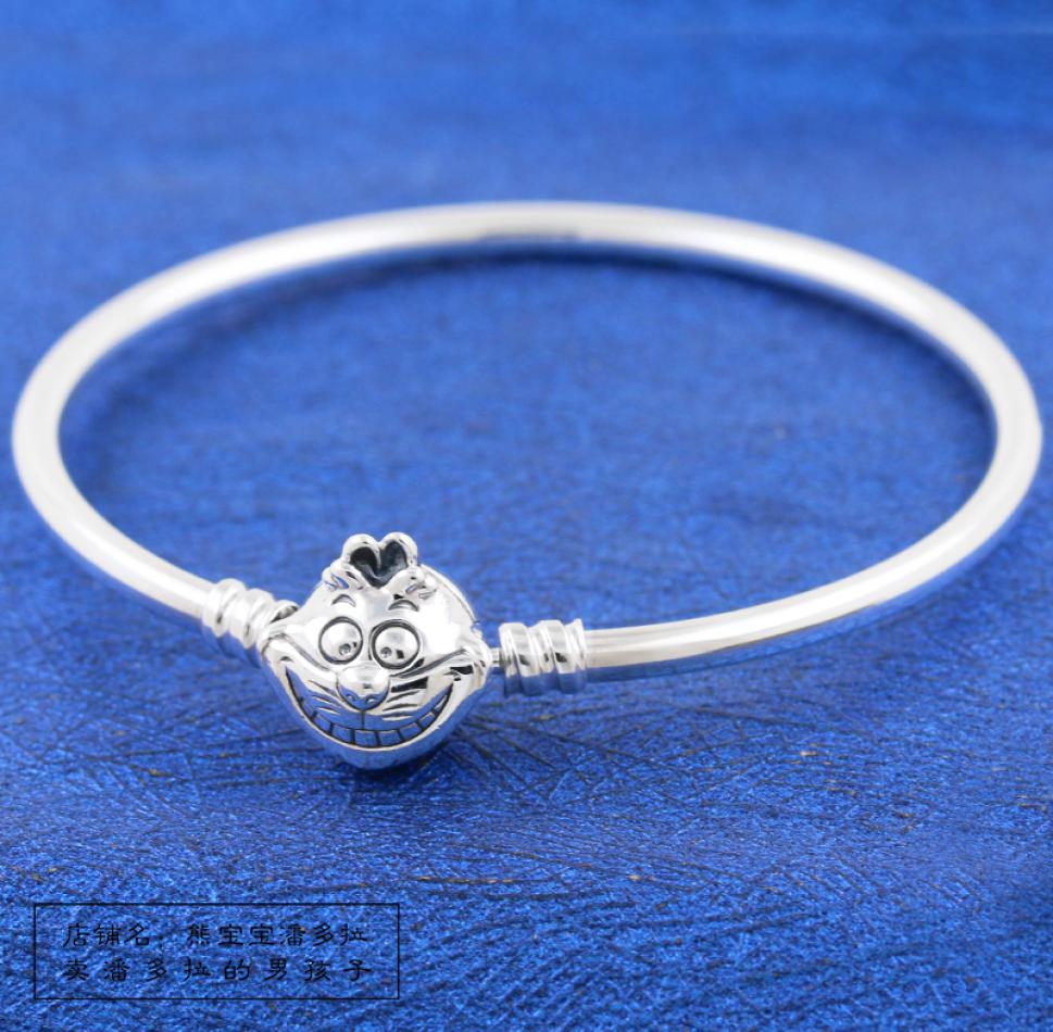 925 Sterling Silver Bangle Bracelet with Smiling Cat Clasp Fits European Jewelry Charm Bracelets