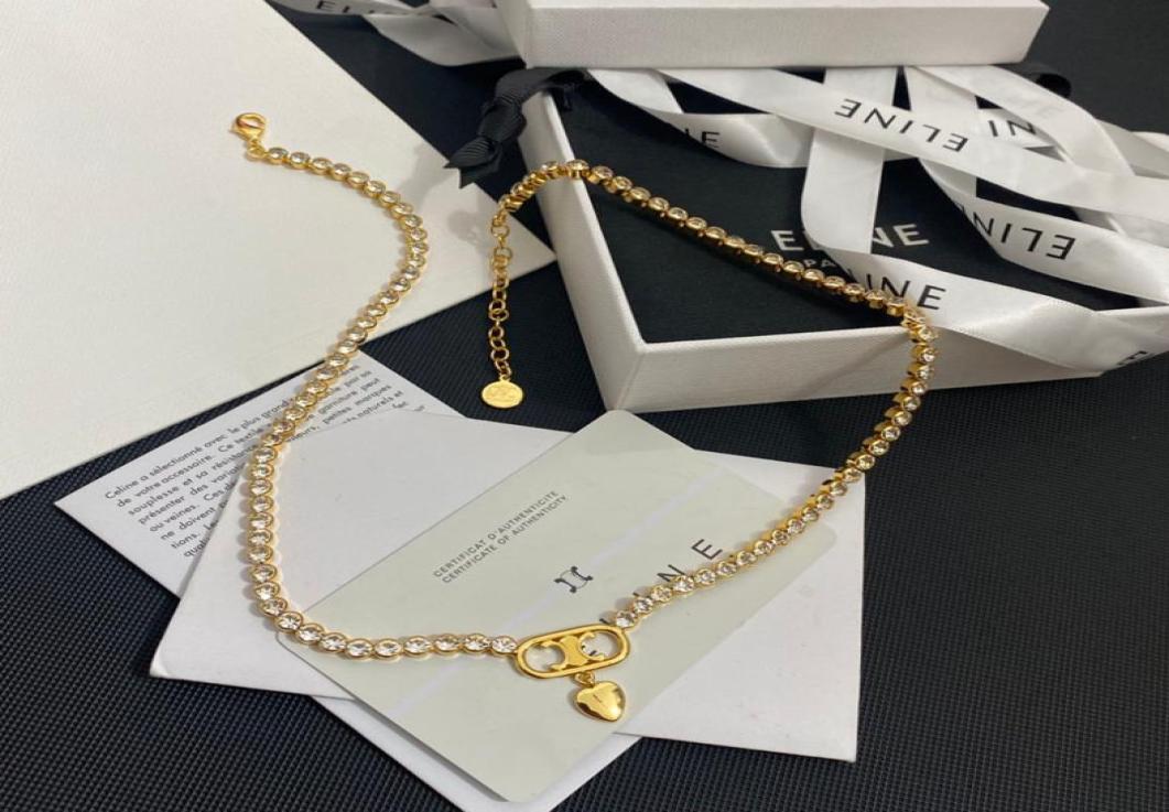 18K Gold Plated Brass Copper Necklace Fashion Women Designer Necklaces Choker CLetter Pendant Chain Crystal Statement Wedding Jew6319902
18K Gold Plated Brass Copper Necklace Fashion Women Designer Necklaces Choker CLetter Pendant Chain Crystal Statement Wedding Jew6319902